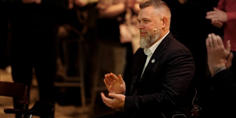 signal-2025-11-26-18-21-04-861-920x521